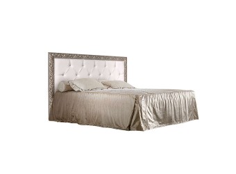 Двуспальная кровать Тиффани ТФКР140-2 с мягкой спинкой со стразами (серебро)